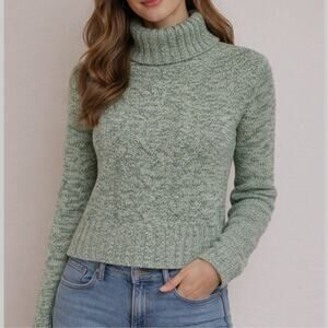 Express Green Wool Cashmere Knit Turtleneck Size Medium Cable Knit Preppy